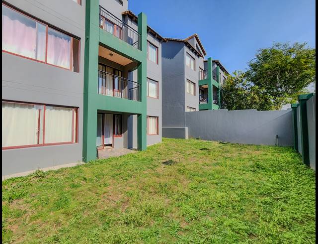 2 BEDROOM APARTMENT FOR SALE IN HONEYDEW GROVE